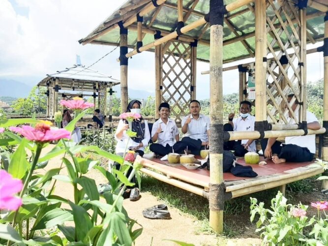 Warung Titik Nol, Destinasi Wisata Kuliner Di Desa Bungkanel